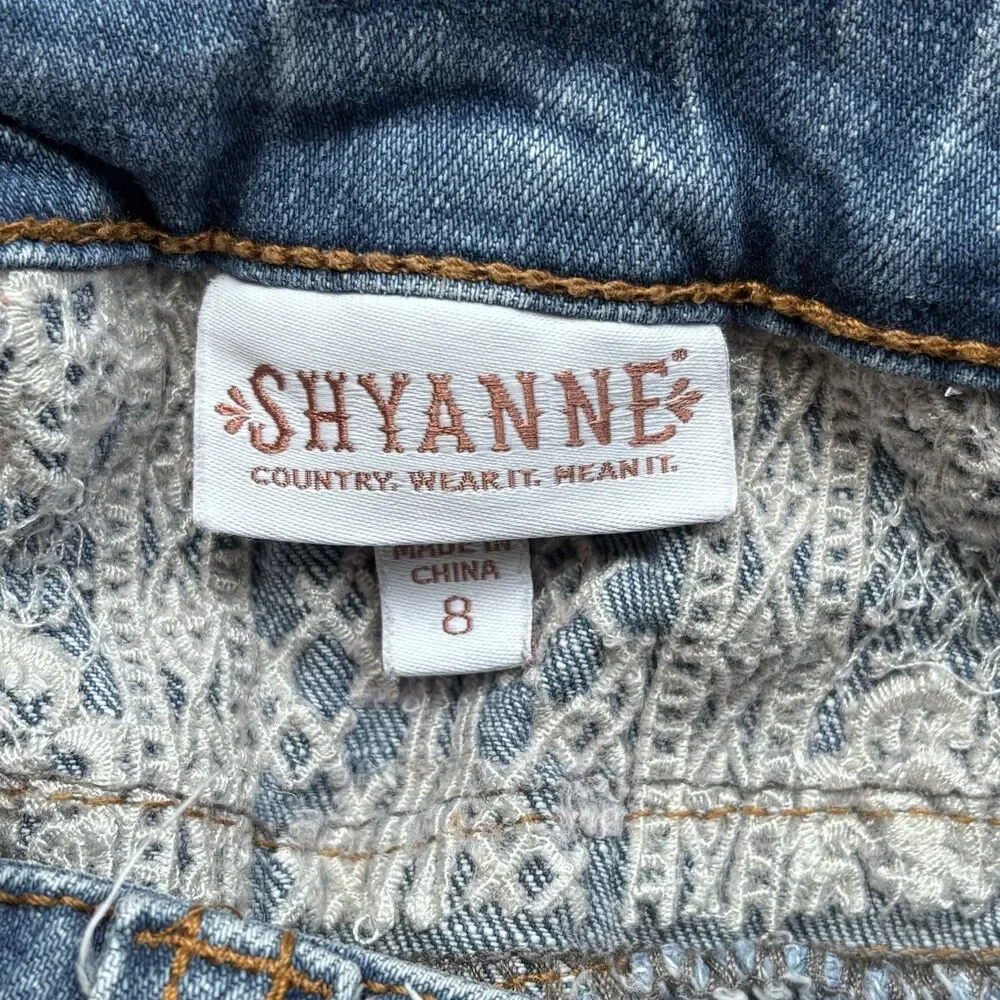 Shyanne Bootcut Jeans Girls Size 8 Embroidered Accents Hidden Adjustable Waist